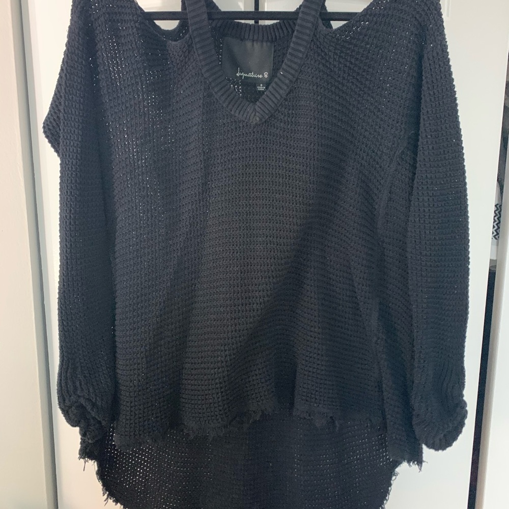 New Black Signature 8 Sweater